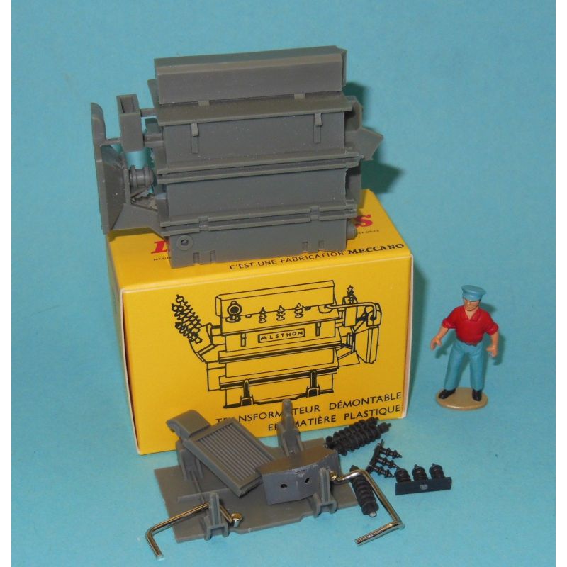 898 - Berliet 6x6 porte transformateur - Transformateur complet livré dans sa boîte
