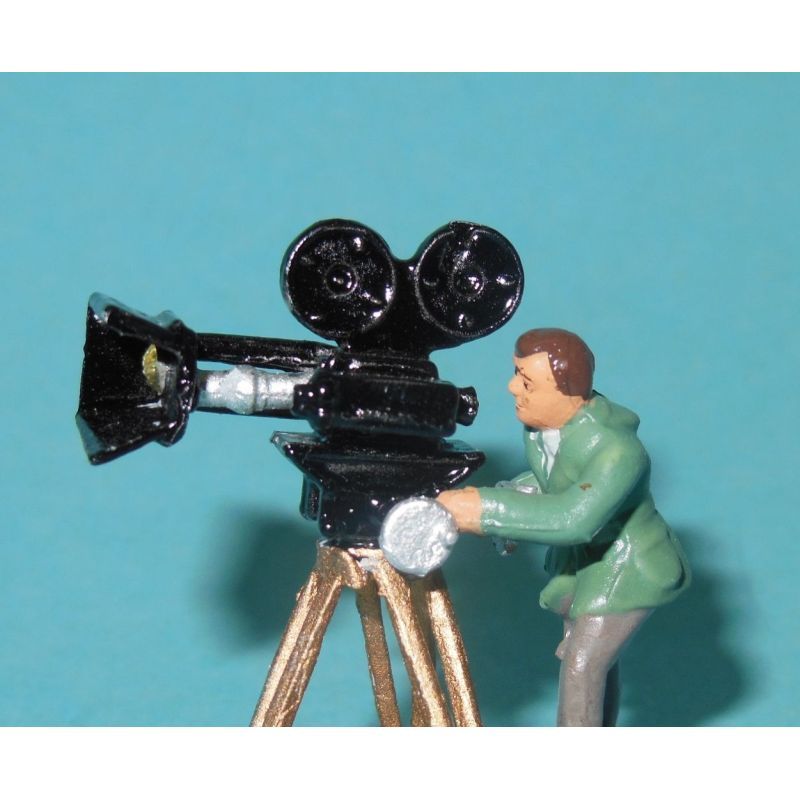 479 - CORGI TOYS - Commer Caméra Van TV - Caméra sur trépied & cameraman montés peints