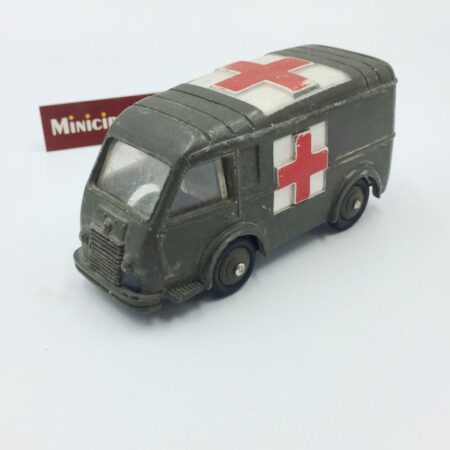 DINKY TOYS - Ambulance Militaire Renault Carrier avec glaces - 80F