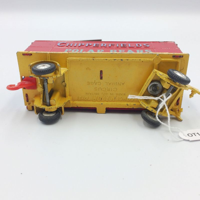 CORGI TOYS - Cage CHIPPERFIELDS - 1123